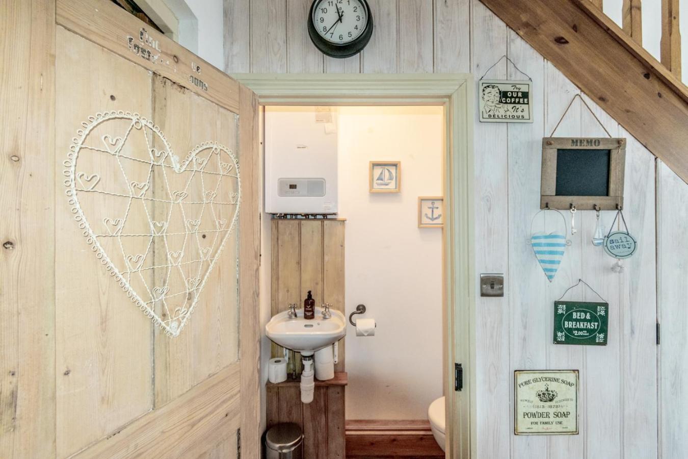 Stylish 2 Bedrooms Cosy & Bright Cottage, Pet Friendly, Sleeps 5, Titchfield Village - Summer Special Offer!! - By Blue Puffin Stays Eksteriør bilde