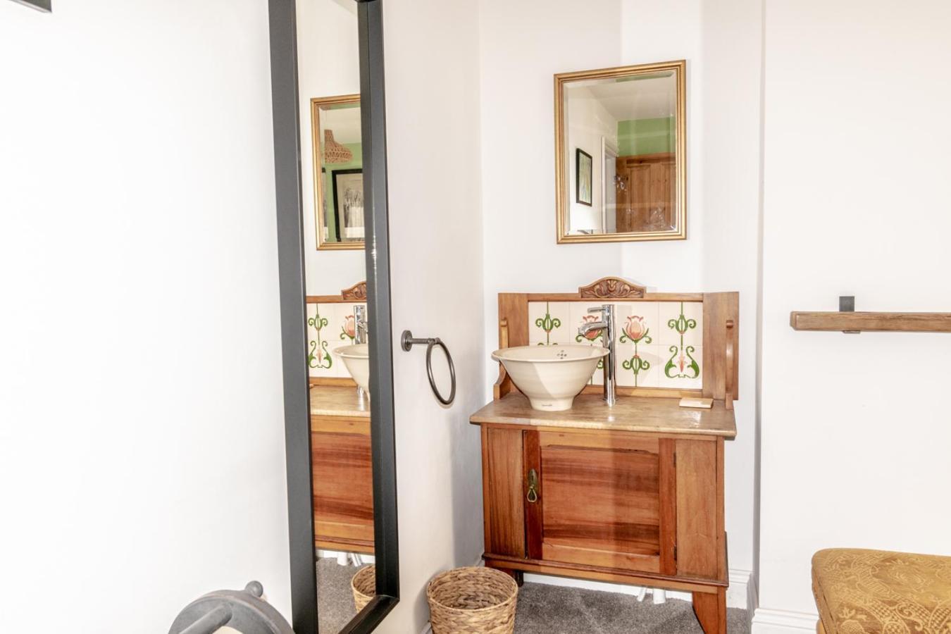 Stylish 2 Bedrooms Cosy & Bright Cottage, Pet Friendly, Sleeps 5, Titchfield Village - Summer Special Offer!! - By Blue Puffin Stays Eksteriør bilde
